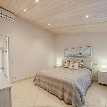 La Mansardina By Interhome Apartment