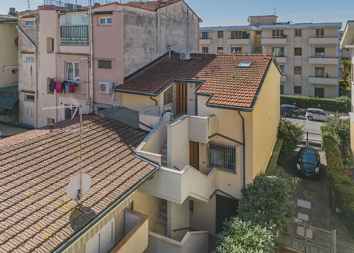 La Mansardina By Interhome Apartament Viareggio