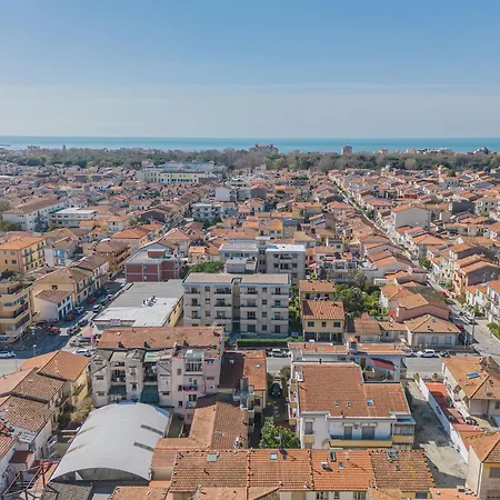 La Mansardina By Interhome