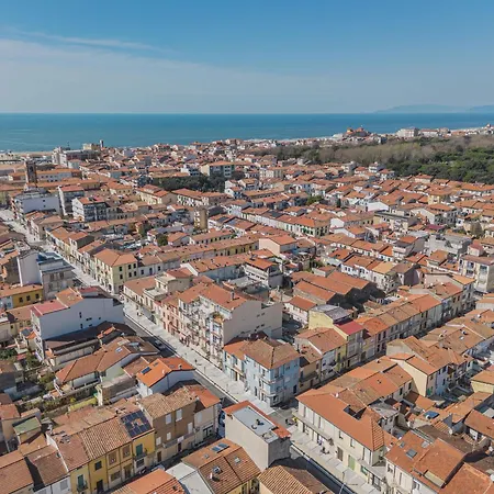 La Mansardina By Interhome